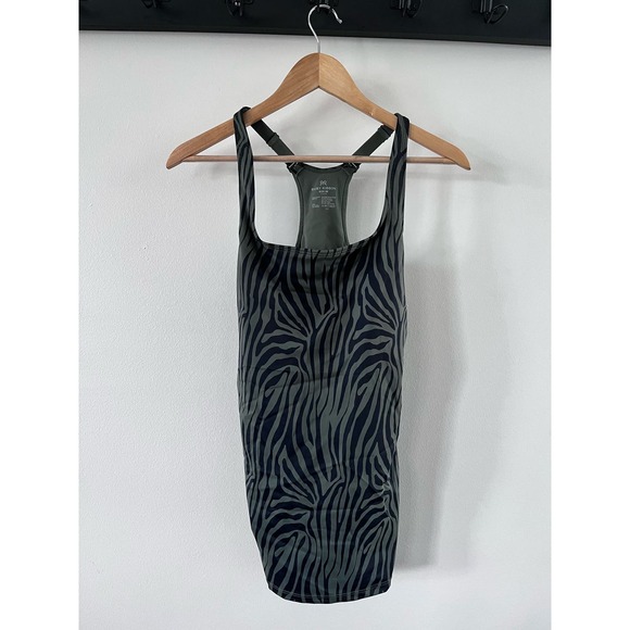 Ruby Ribbon Workout Top - Picture 5 of 6